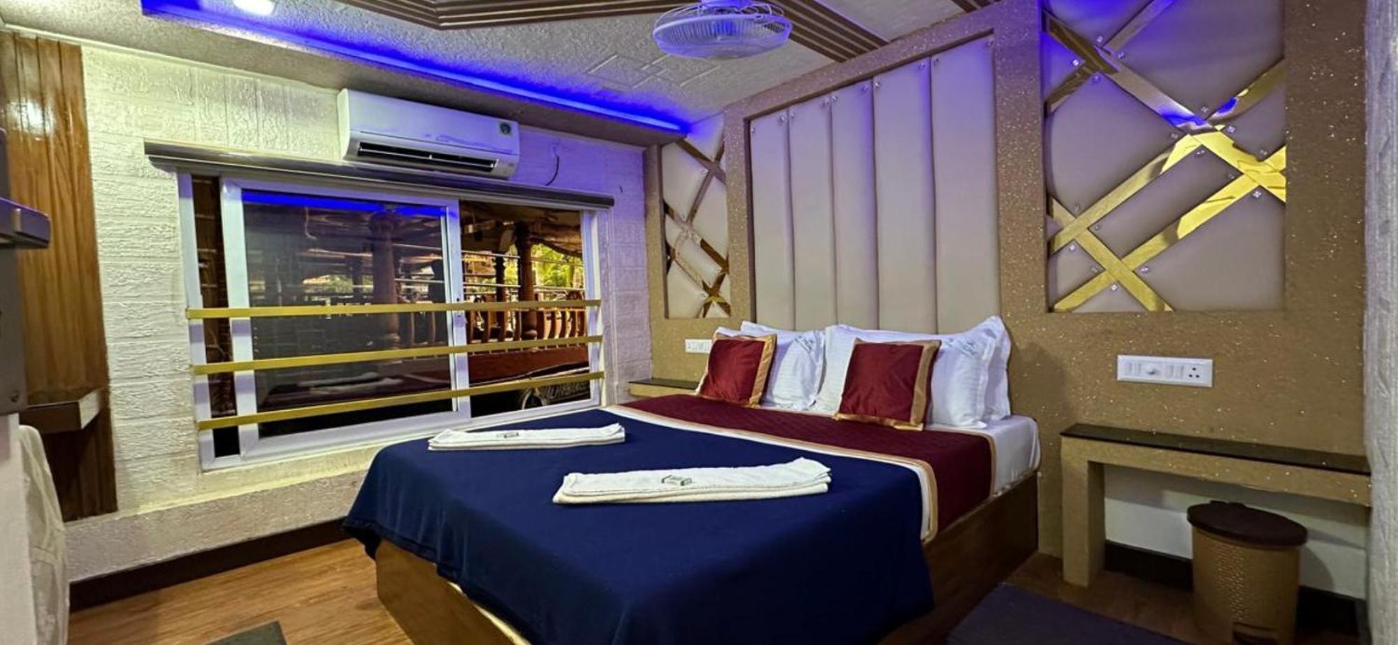 Hotel Victoria Houseboats Alappuzha Exterior foto